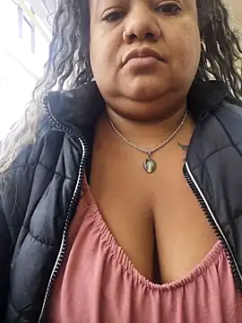 Carlabrasileira online show from September 2025 08:01:02 PM