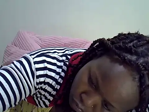 Snapshot of Sonnia_ chatting on June 2026 08:58:01 AM Sonnia online show from June 2026 08:58:01 AM