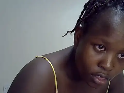 Sonnia  online show from March 2026 09:30:01 PM