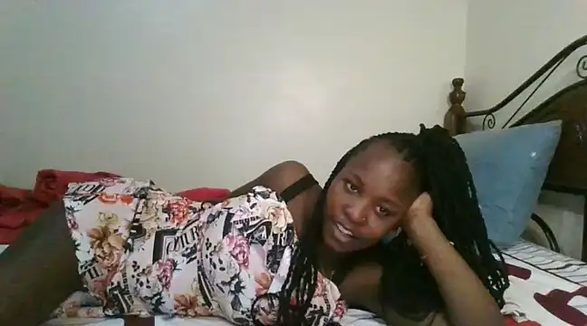 Snapshot of Sonnia_ chatting on February 2025 04:06:01 PM Sonnia online show from February 2025 04:06:01 PM