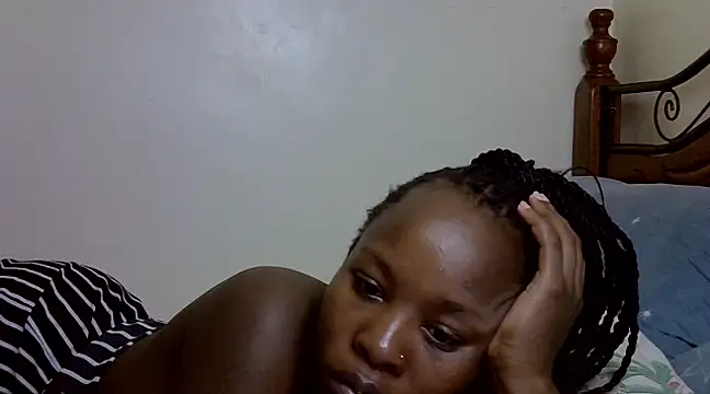 Snapshot of Sonnia_ chatting on March 2025 05:40:01 AM Sonnia online show from March 2025 05:40:01 AM