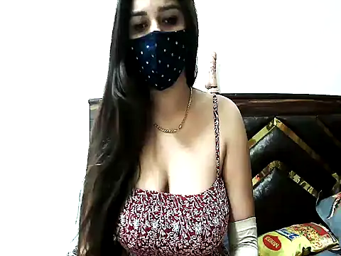 Gloie4u online show from February 2026 11:33:02 AM