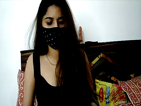 Gloie4u online show from May 2026 02:10:01 PM