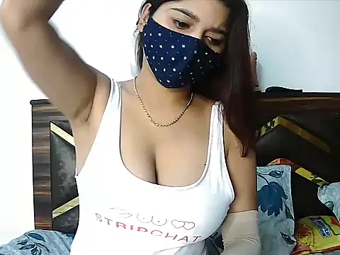 Gloie4u online show from November 2025 05:00:05 AM