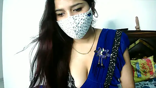 Gloie4u online show from October 2025 08:13:02 AM