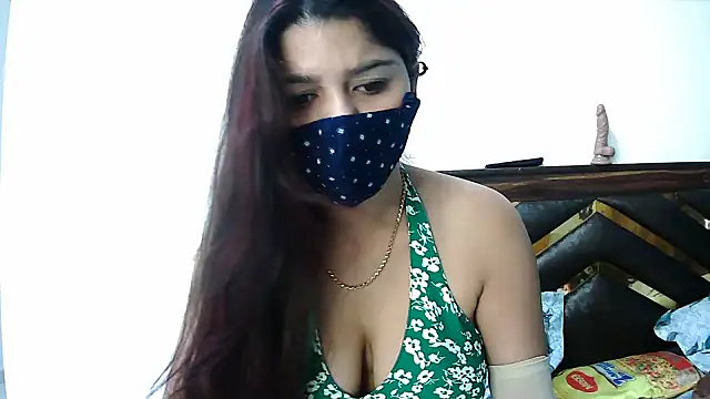 Gloie4u online show from October 2025 04:33:01 AM