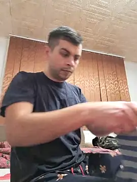 hornny1995 online show from February 2025 07:01:02 PM