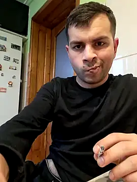 hornny1995 online show from December 2024 01:19:01 PM