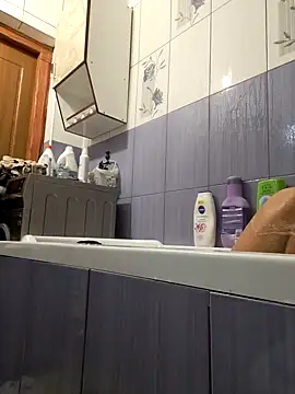 hornny1995 online show from December 2024 04:57:01 PM