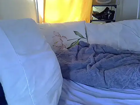 Sweetreena online show from March 2026 05:42:01 AM