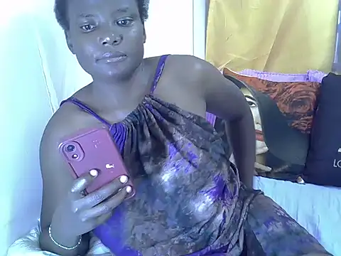 Sweetreena online show from May 2026 04:04:01 PM