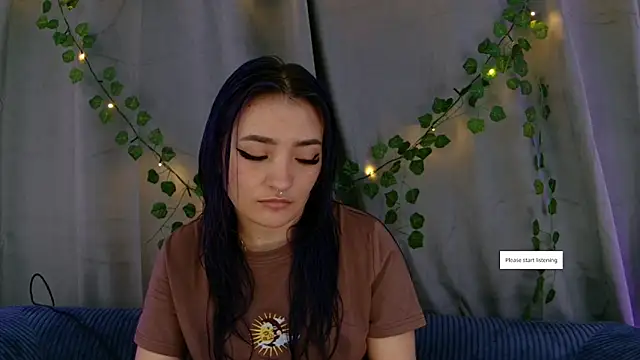 vayolett01 dakotta online show from December 2025 04:01:01 AM