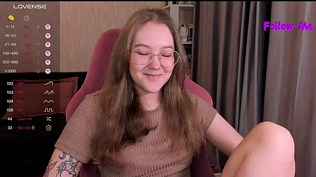 Snapshot of bunny_bubble chatting on June 2026 11:43:02 PM bunny bubble online show from June 2026 11:43:02 PM