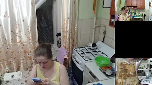 Sakura Green online show from November 2025 04:01:02 PM