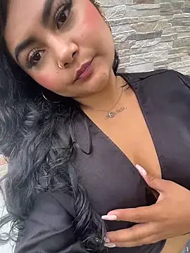 Juli Walker online show from March 2026 02:21:01 PM