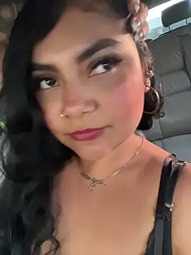 Juli Walker online show from March 2026 11:00:01 PM