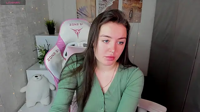 Snapshot of Secret_goddes chatting on October 2025 03:41:02 AM Secret goddes online show from October 2025 03:41:02 AM