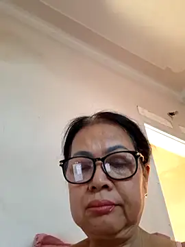 Snapshot of Hotestlove chatting on November 2025 09:14:02 AM Hotestlove online show from November 2025 09:14:02 AM