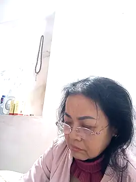 Hotestlove online show from January 2026 10:17:01 PM