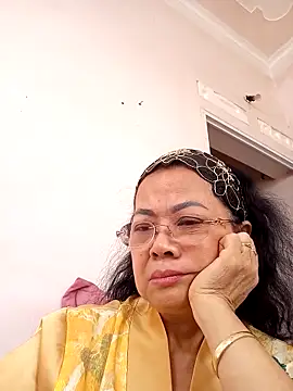 Hotestlove online show from December 2025 12:16:01 AM