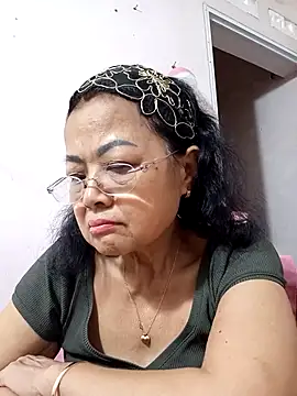 Hotestlove online show from December 2025 12:35:02 AM