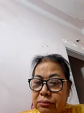 Hotestlove online show from February 2026 01:27:02 AM