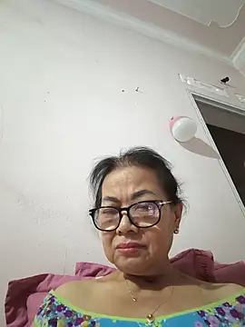 Hotestlove online show from June 2026 03:06:02 PM