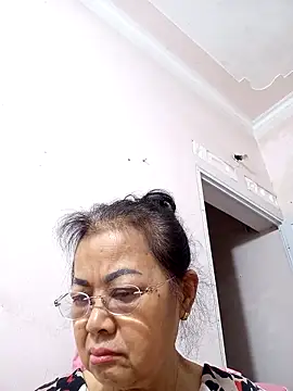 Hotestlove online show from March 2026 11:45:01 PM