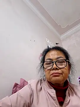 Hotestlove online show from February 2026 10:04:01 AM