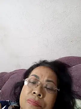 Snapshot of Hotestlove chatting on November 2025 10:58:02 PM Hotestlove online show from November 2025 10:58:02 PM