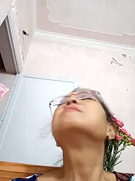 Hotestlove online show from October 2025 10:31:02 PM
