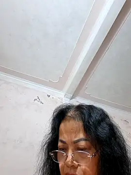 Snapshot of Hotestlove chatting on November 2025 11:30:02 PM Hotestlove online show from November 2025 11:30:02 PM