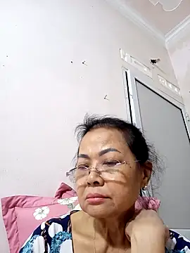 Snapshot of Hotestlove chatting on December 2025 10:58:02 AM Hotestlove online show from December 2025 10:58:02 AM