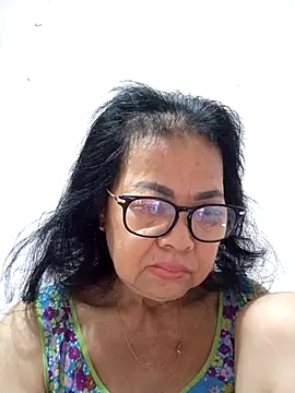 Hotestlove online show from April 2026 10:32:02 PM