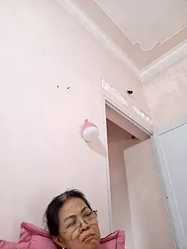 Hotestlove online show from May 2026 09:56:01 AM