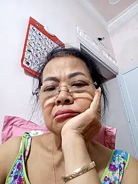 Hotestlove online show from October 2025 12:17:02 PM