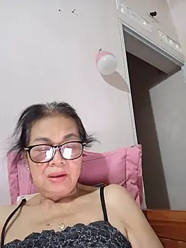 Hotestlove online show from June 2026 02:23:02 PM