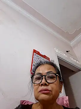 Hotestlove online show from October 2025 09:32:01 AM