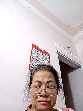 Hotestlove online show from October 2025 10:34:02 AM