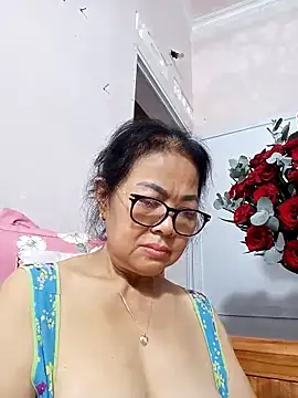 Hotestlove online show from March 2026 12:45:02 PM