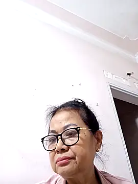 Hotestlove online show from March 2026 12:39:01 AM