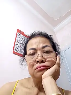 Snapshot of Hotestlove chatting on November 2025 11:25:02 AM Hotestlove online show from November 2025 11:25:02 AM