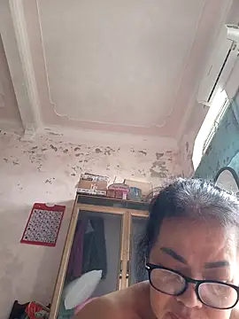 Hotestlove online show from April 2026 02:29:01 AM