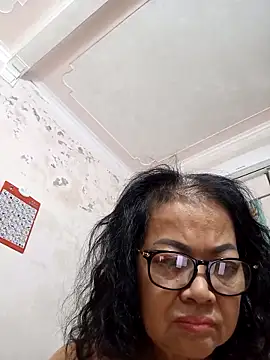 Snapshot of Hotestlove chatting on November 2025 02:21:01 PM Hotestlove online show from November 2025 02:21:01 PM