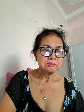 Hotestlove online show from July 2026 11:44:02 PM