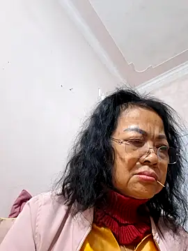 Snapshot of Hotestlove chatting on December 2025 12:22:01 AM Hotestlove online show from December 2025 12:22:01 AM