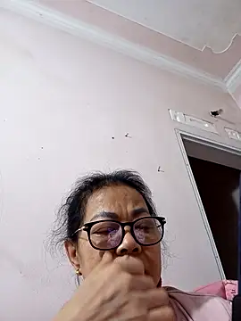 Hotestlove online show from February 2026 10:53:02 PM