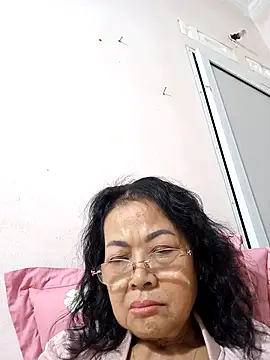 Snapshot of Hotestlove chatting on November 2025 02:50:01 PM Hotestlove online show from November 2025 02:50:01 PM