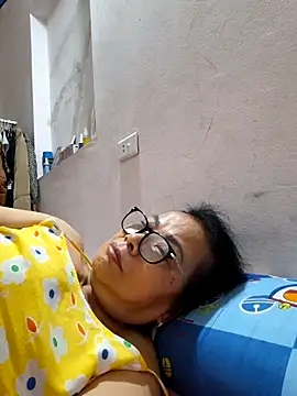 Hotestlove online show from May 2026 07:24:02 AM