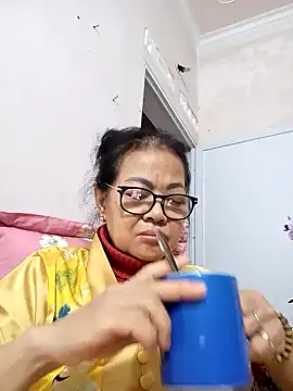 Hotestlove online show from February 2026 11:28:02 PM